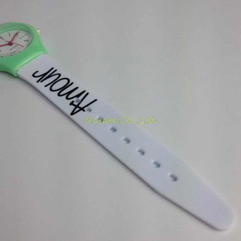 Vintage Hippie-Chic-Kalifornien-Uhr